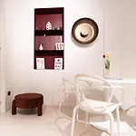 Domus 1435 - Iconic In Centro Aparthotel 3*