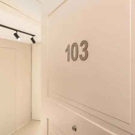 Domus 1435 - Iconic In Centro